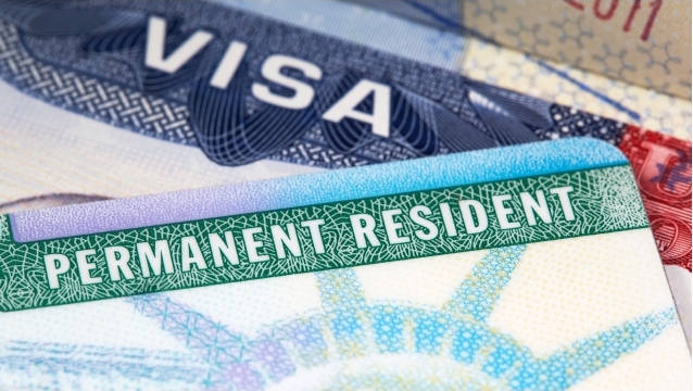 Cómo emigrar legalmente a Estados Unidos siendo profesional calificado