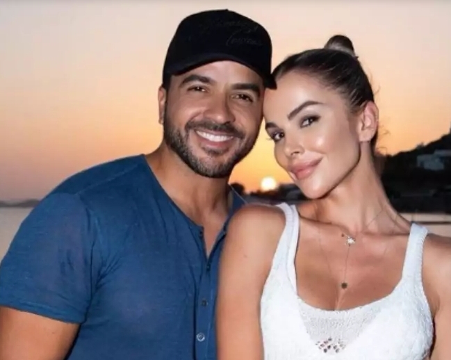 El estremecedor mensaje de la esposa de Luis Fonsi: «Deja de seguirme»