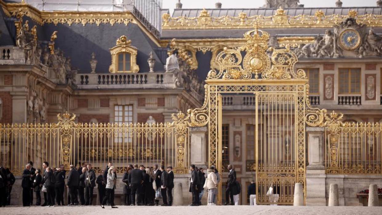 Evacúan el Palacio de Versalles por sexta vez en una semana
