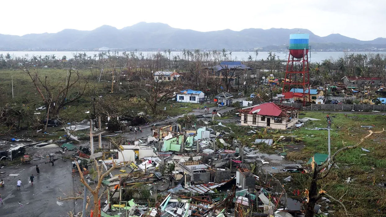 China emitió alerta amarilla ante la llegada del tifón Koinu, que dejó un muerto en Taiwán