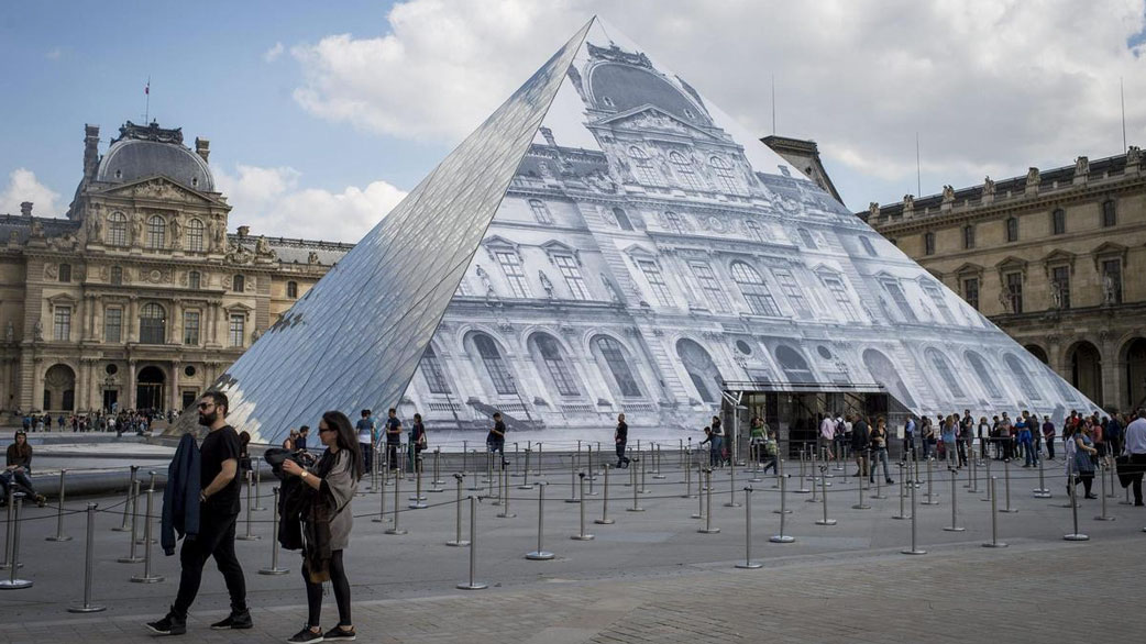 El Louvre, el museo más visitado en el mundo, evacuado y cerrado por temor a un atentado