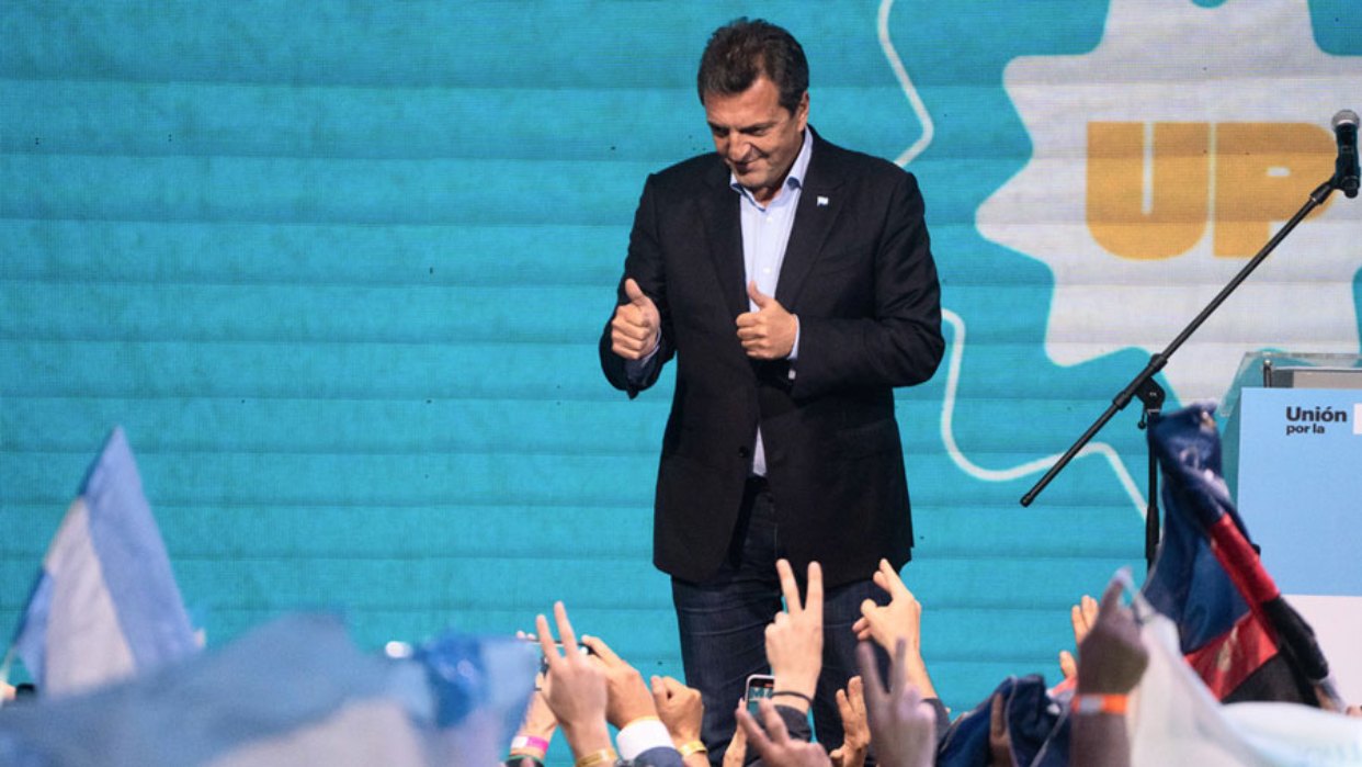 «El país está en riesgo con el otro candidato»: Massa recibe el apoyo de 19 gobernadores