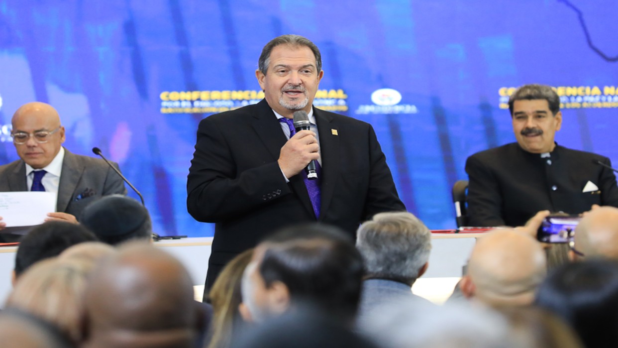 Empresarios se comprometen a consolidar las bases de la diversificación económica