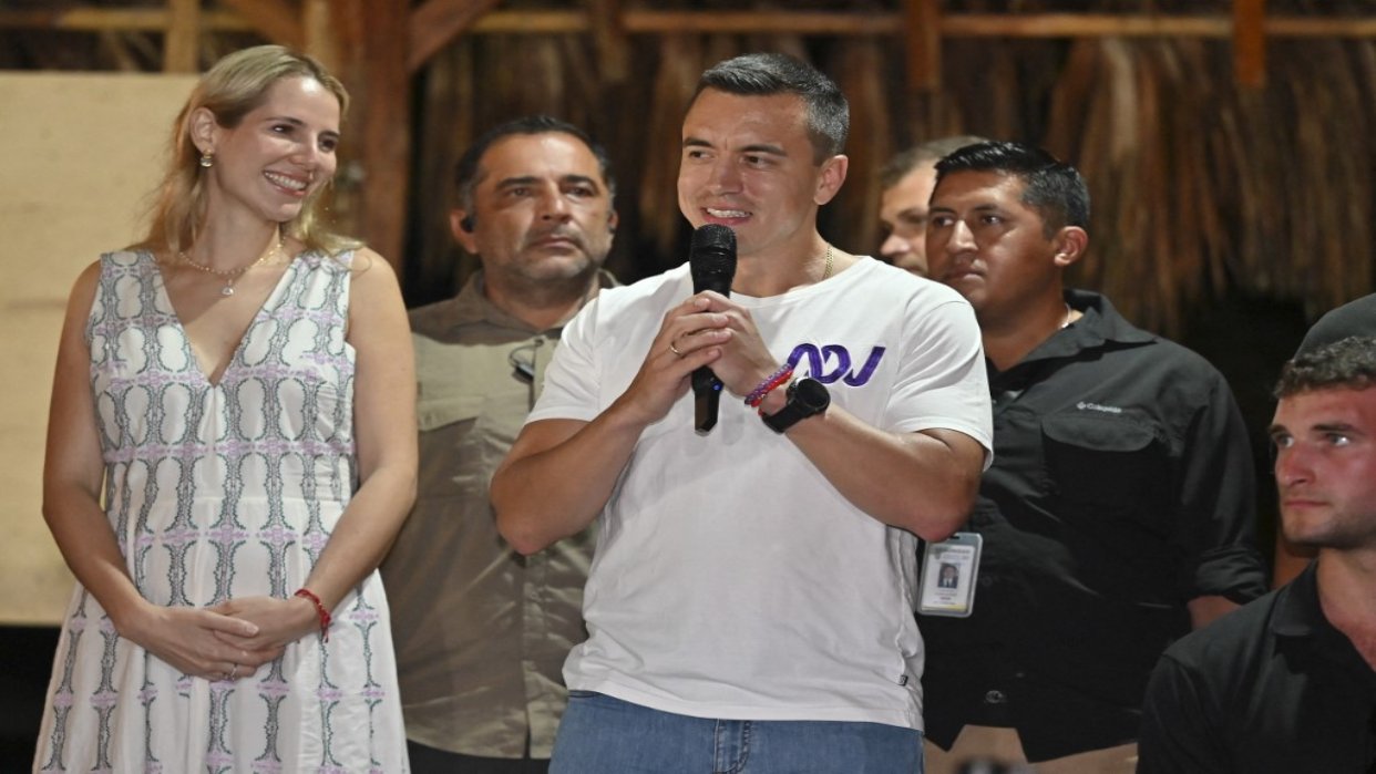 Noboa prevé consulta popular para sacar a Ecuador de «oscuridad», anticipa vicepresidenta