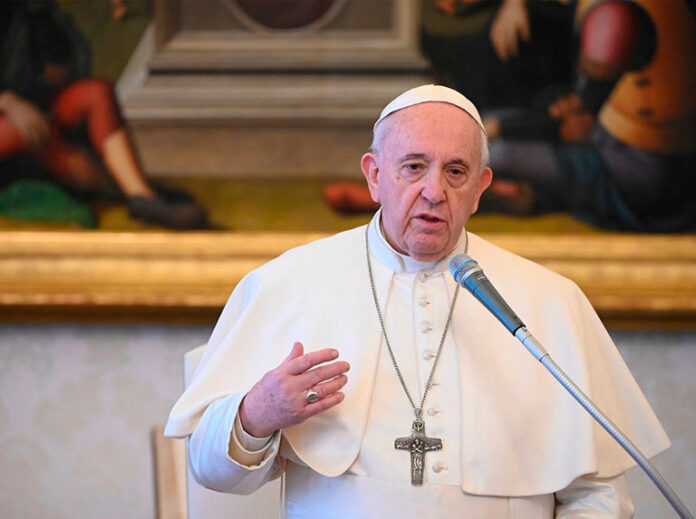 Papa Francisco pidió corredores humanitarios para civiles en Gaza