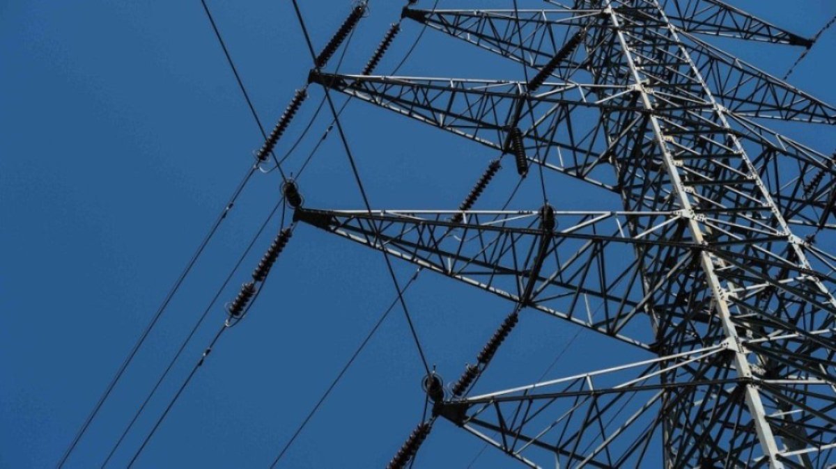 Reportan fuerte fluctuación eléctrica en algunas zonas de Caracas y varios estados del país este miércoles