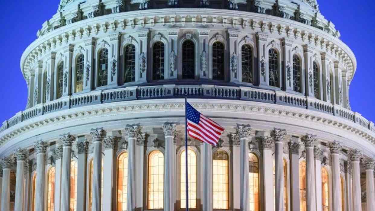 Surgen dos candidatos republicanos a presidir el Congreso de EEUU sumido en caos