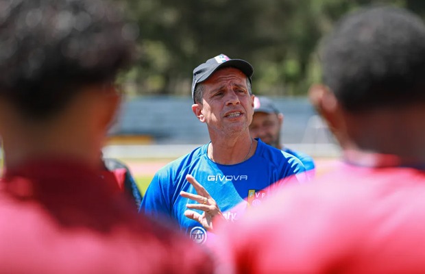 Ricardo Valiño está satisfecho con la preparación de la Vinotinto Sub-17