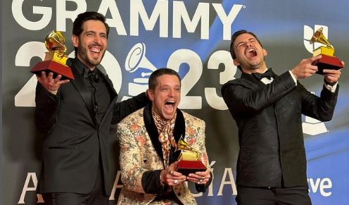 ¡Venezuela presente en los Latin Grammy! Intérpretes venezolanos se alzaron con gramófonos en la premiación
