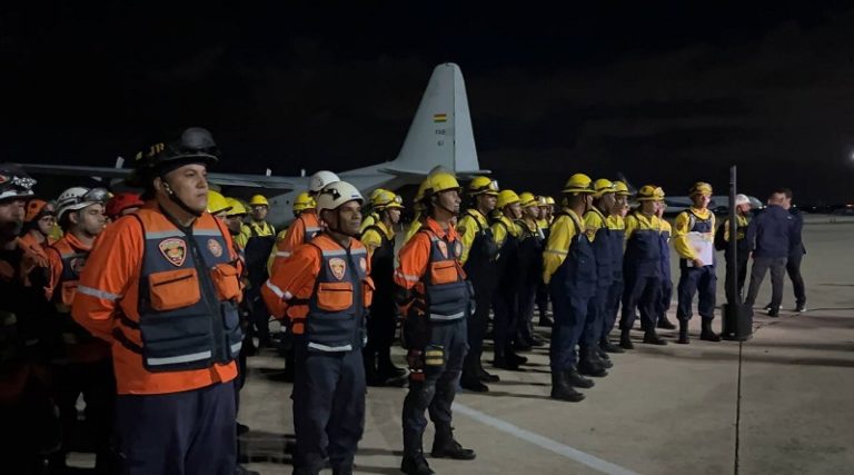 Autoridades venezolanas reconocen la labor de la Fuerza de Tarea Humanitaria G/J Simón Bolívar en Bolivia