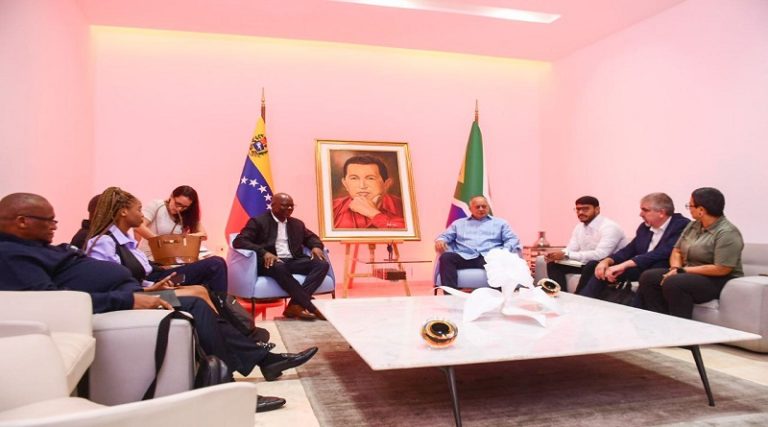 Estrechan lazos de formación entre PSUV y Partido Comunista de Sudáfrica