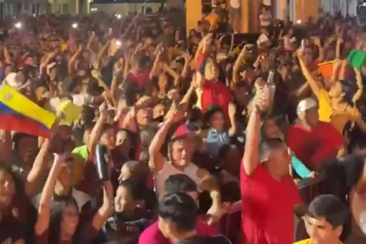 Así se celebró el gol del 1 a 1 de la Vinotinto vs Perú en la pantalla gigante puesta en Maturín (+ Video)