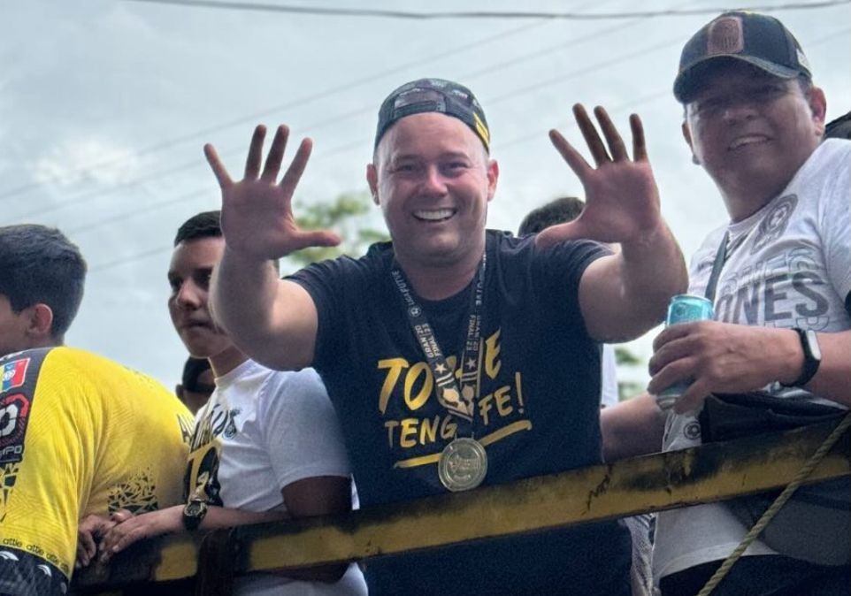 ¡Toche tengo fe! Así se mostró feliz el DT del Dvo Táchira tras obtener la décima estrella (+ Foto)