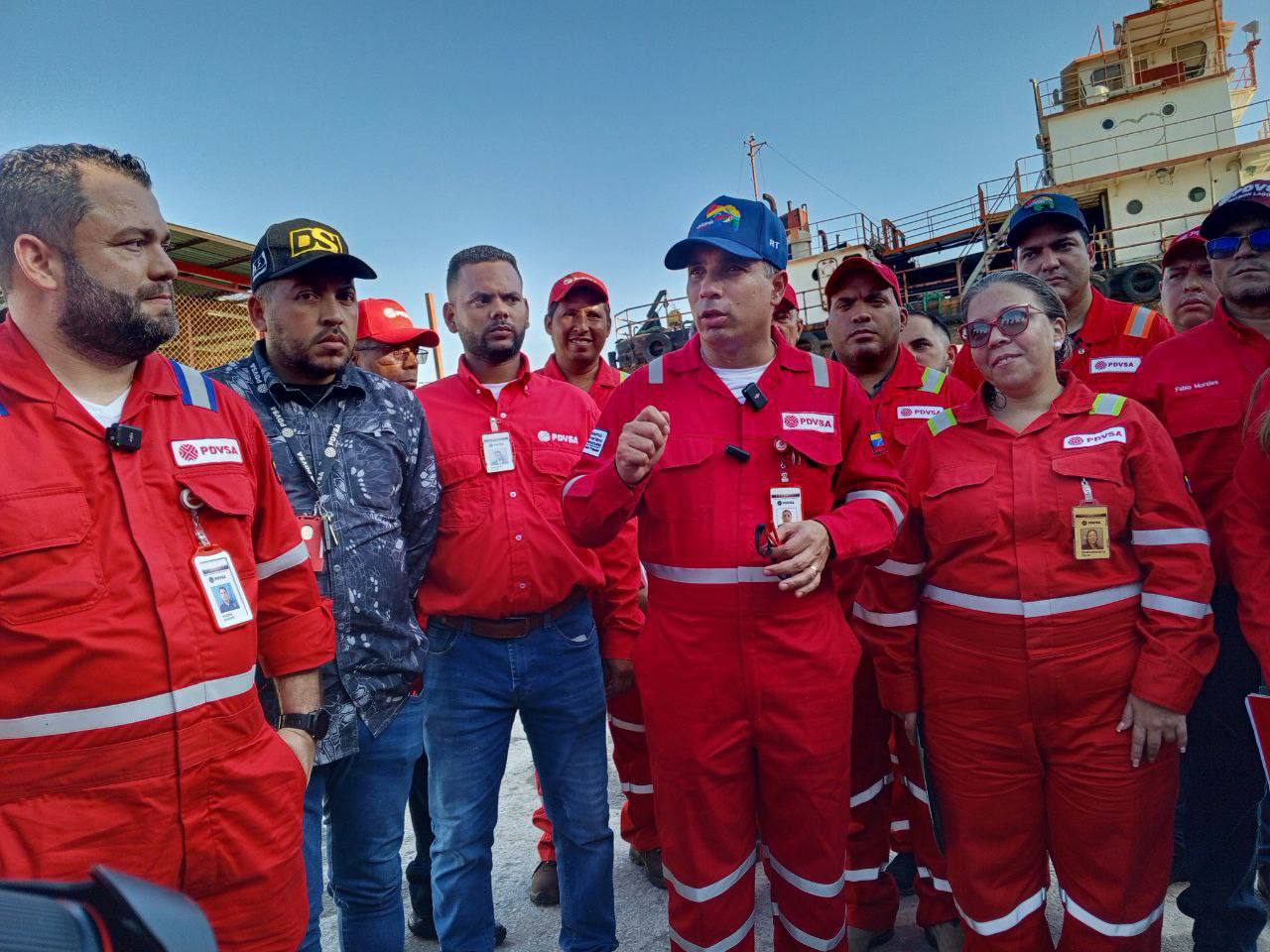 Ministro Tellechea inspeccionó las labores que se realizan con éxito en Cuenca Occidente