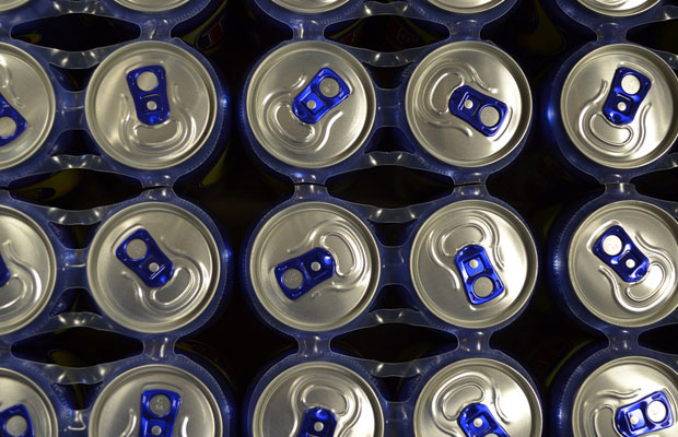 FDA propone prohibir aditivo peligroso que se agrega a las gaseosas