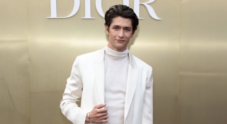 Diagnostican a Barton Cowperthwaite, actor de «Tiny Pretty Things», con cáncer cerebral