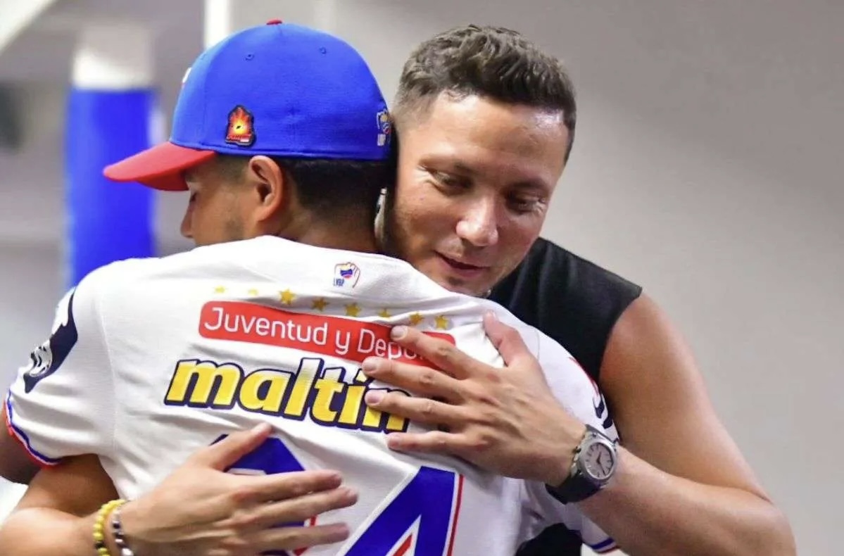 Los Tiburones de La Guaira activaron a par de grandeligas