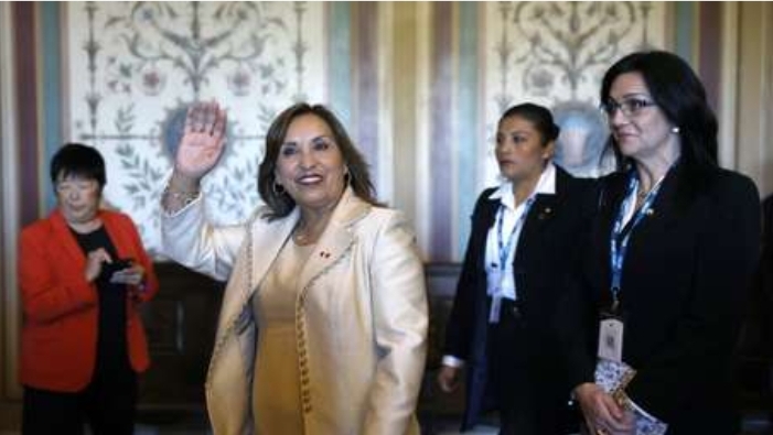 Fiscalía de Perú abre investigación contra hermano de Boluarte por tráfico de influencias