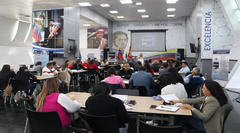 Capacitan a funcionarios contra legitimación de capitales