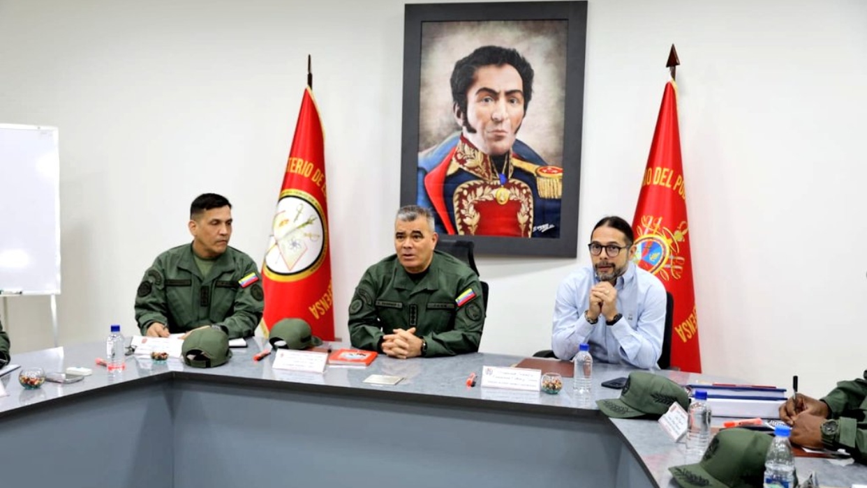 Autoridades afinan estrategia comunicacional para el referéndum