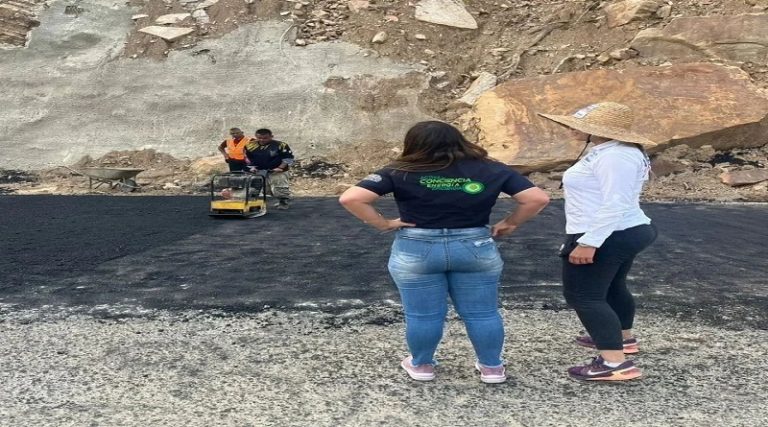 Avanza el plan de pavimentación de vía local 008 en Mérida