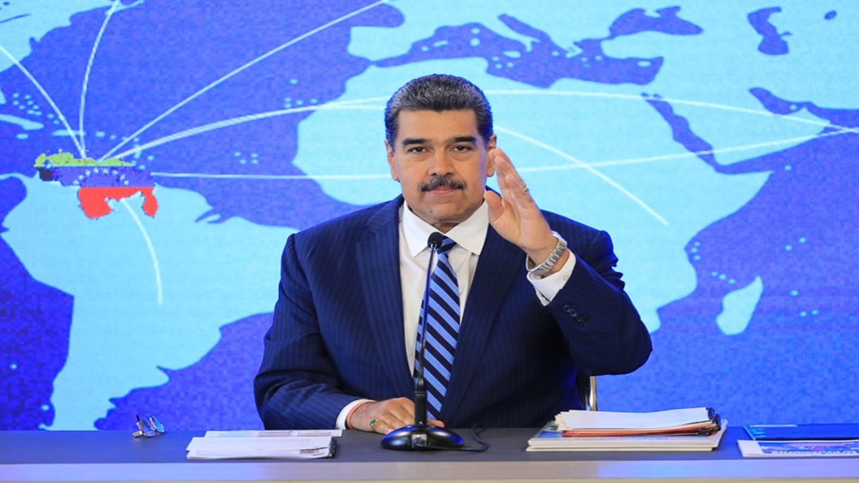 Jefe de Estado Nicolás Maduro felicitó al pueblo por la participación masiva en el simulacro electoral