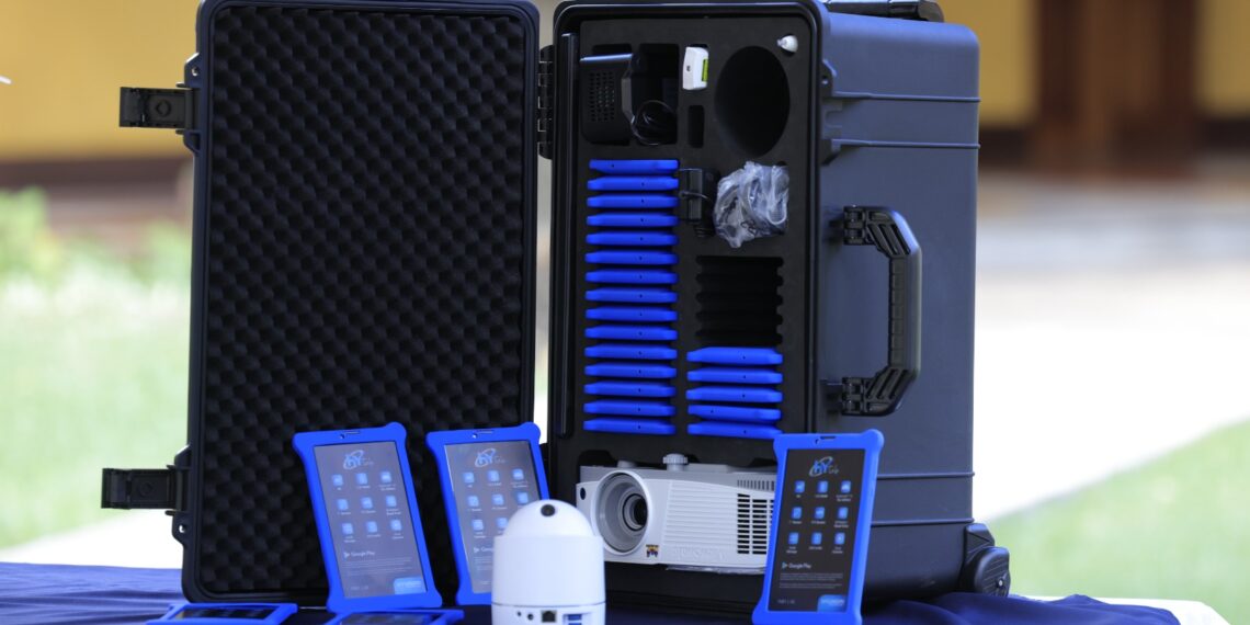 En Guatemala más de 850 mil estudiantes se han beneficiado con tecnología en el aula