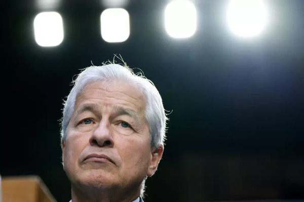CEOs de grandes bancos de EEUU advierten sobre riesgos de nuevas normas