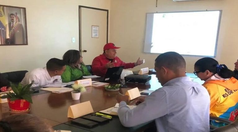 Autoridades evalúan los procesos productivos del sector café