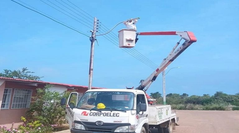 Atienden solicitudes del 1×10 del Buen Gobierno en comunidades de Anzoátegui