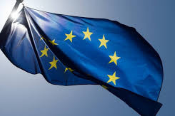 Líderes de la UE acuerdan iniciar negociaciones de adhesión con Ucrania y Moldavia