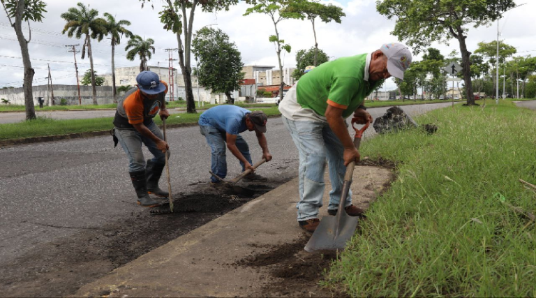 Ejecutan labores para optimizar espacios públicos en municipio Maturín de Monagas