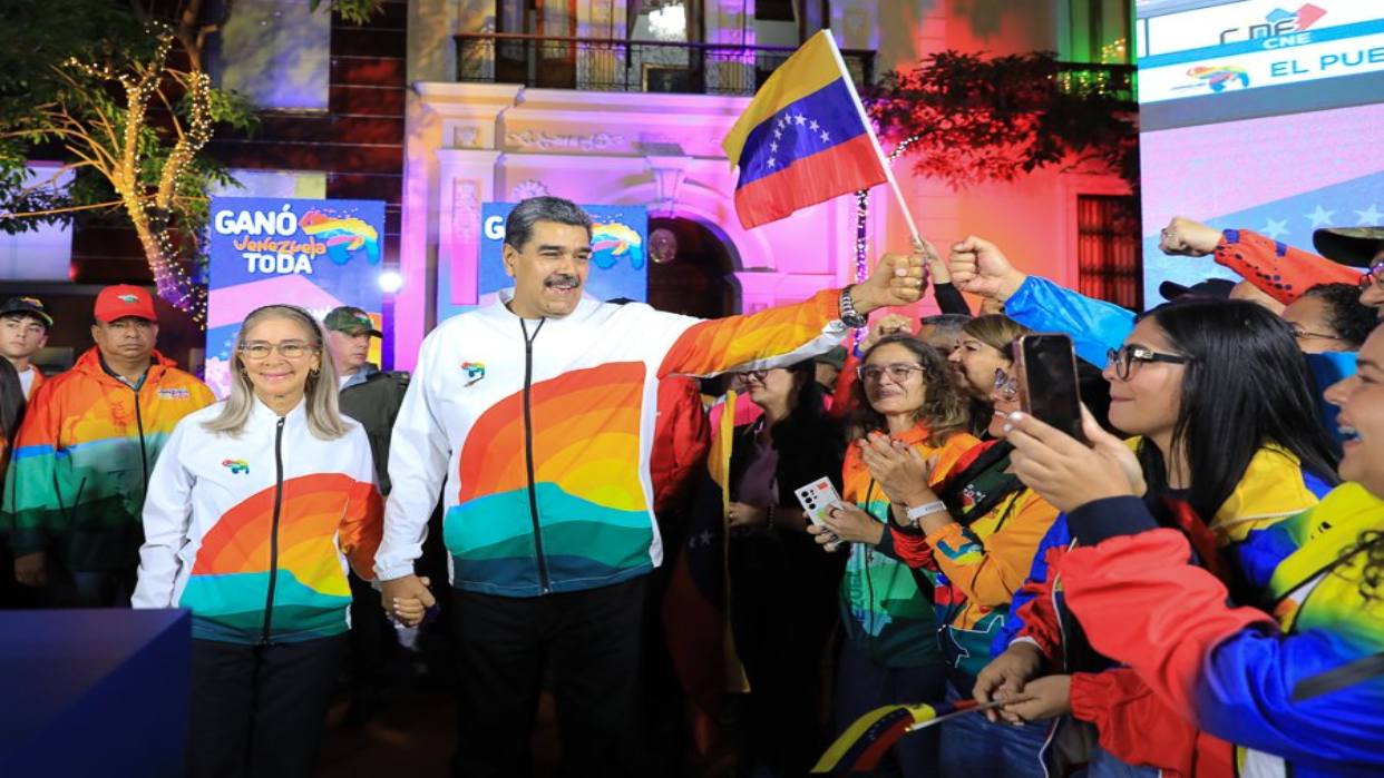 Presidente Maduro destacó la participación masiva de los venezolanos en defensa del Esequibo