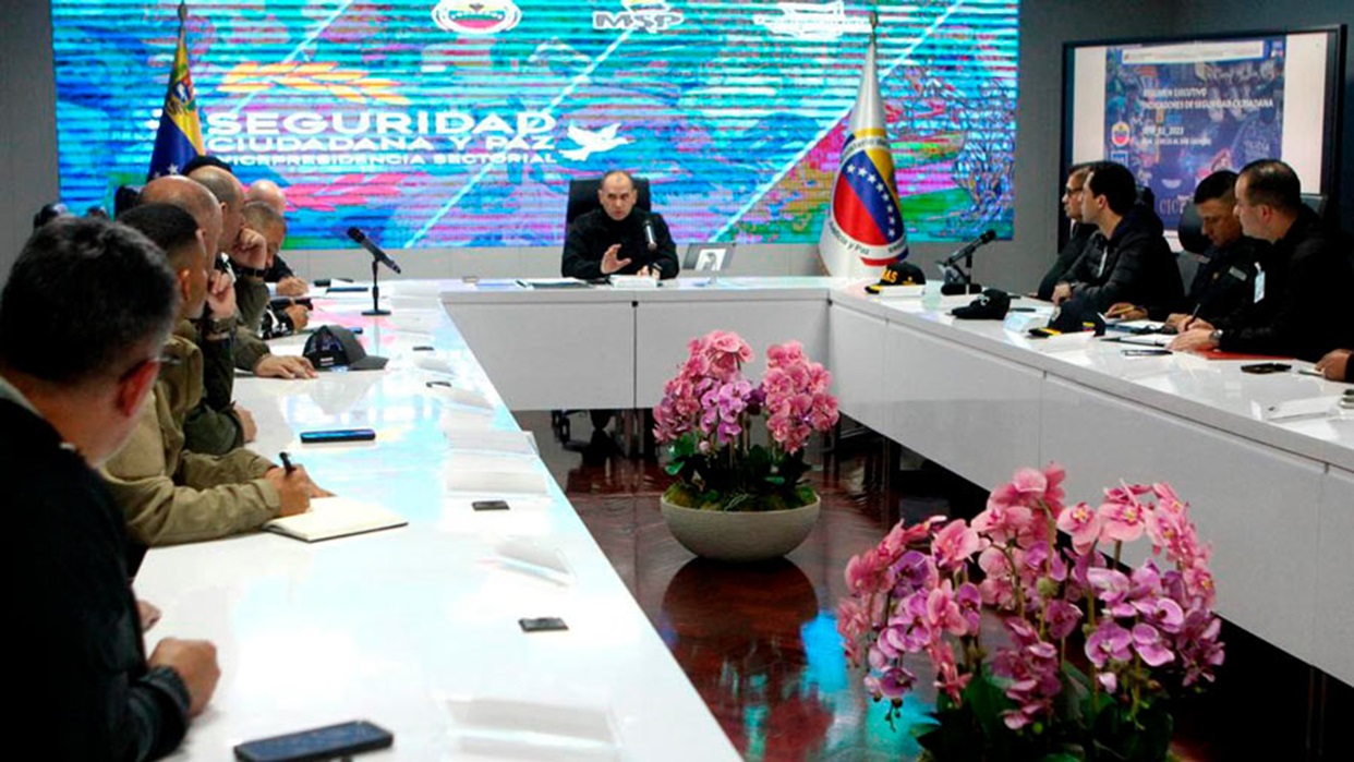 Autoridades evalúan «acciones integrales» contra la delincuencia organizada