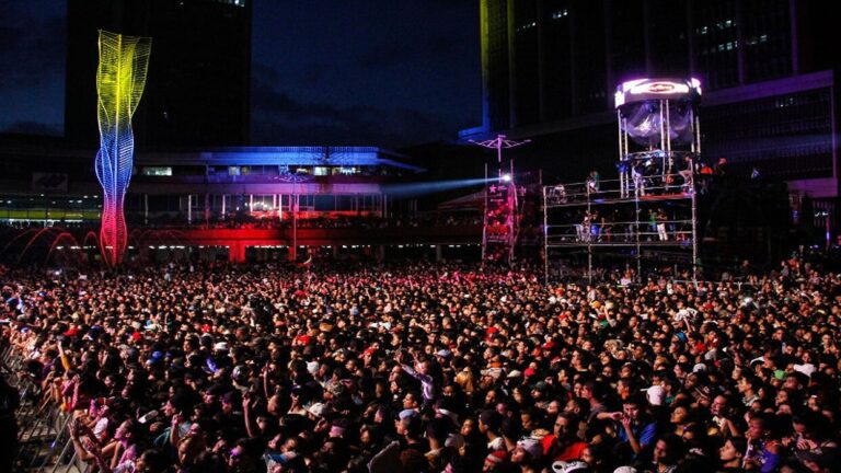 Alcaldesa Meléndez invita a disfrutar en familia y despedir en 2023 en el gran concierto Caracas Retumba