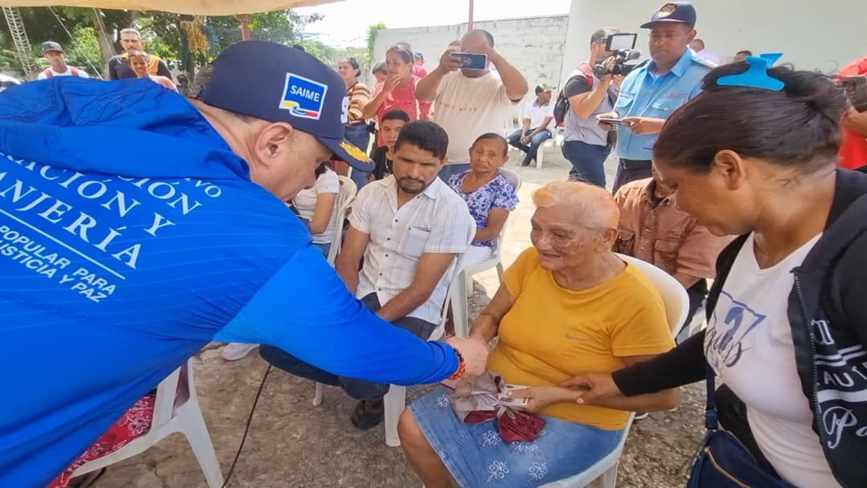 Realizan operativo de cedulación en Tumeremo para población del Esequibo