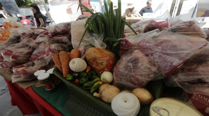 Realizan feria navideña en el municipio Biruaca en Apure