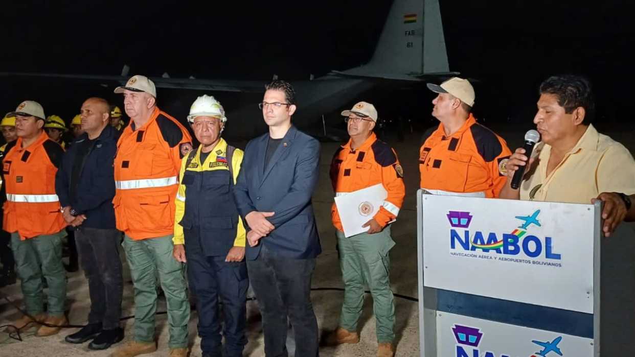Fuerza de Tarea Humanitaria Simón Bolívar culmina trabajos de mitigación de incendios en Bolivia