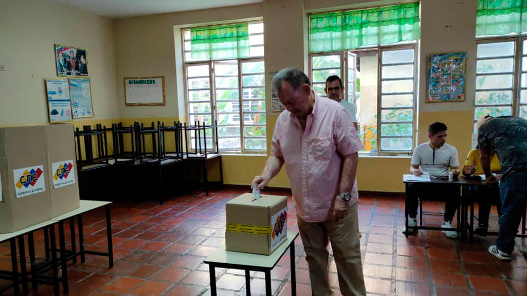 Gobernador Morel Rodríguez: Sería un error no ser un patriota consecuente