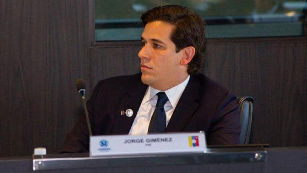 Presidente de la FVF a Maduro: “Usted será el primer presidente en llevar a Venezuela a un Mundial”