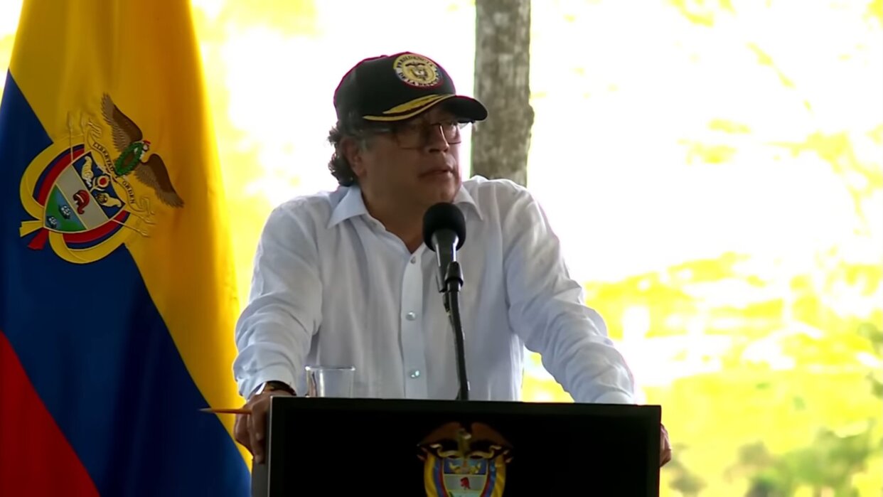 Fiscalía de Colombia abre investigación por amenazas contra el presidente Petro y su familia