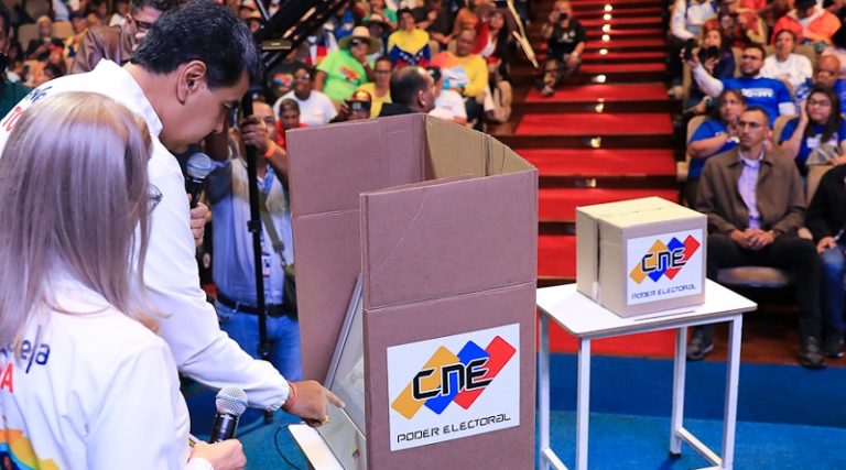 Presidente Nicolás Maduro llama a votar masivamente en el referendo por el Esequibo
