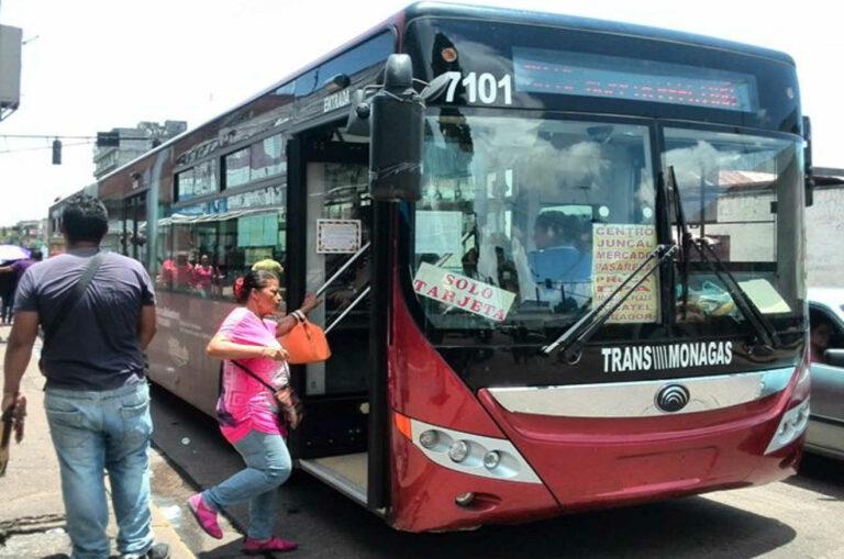 TransMonagas habilita ruta navideña hacia Caracas