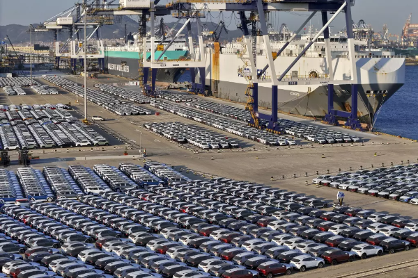Las exportaciones de autos chinos aumentan un 63,7% impulsadas por vehículos eléctricos