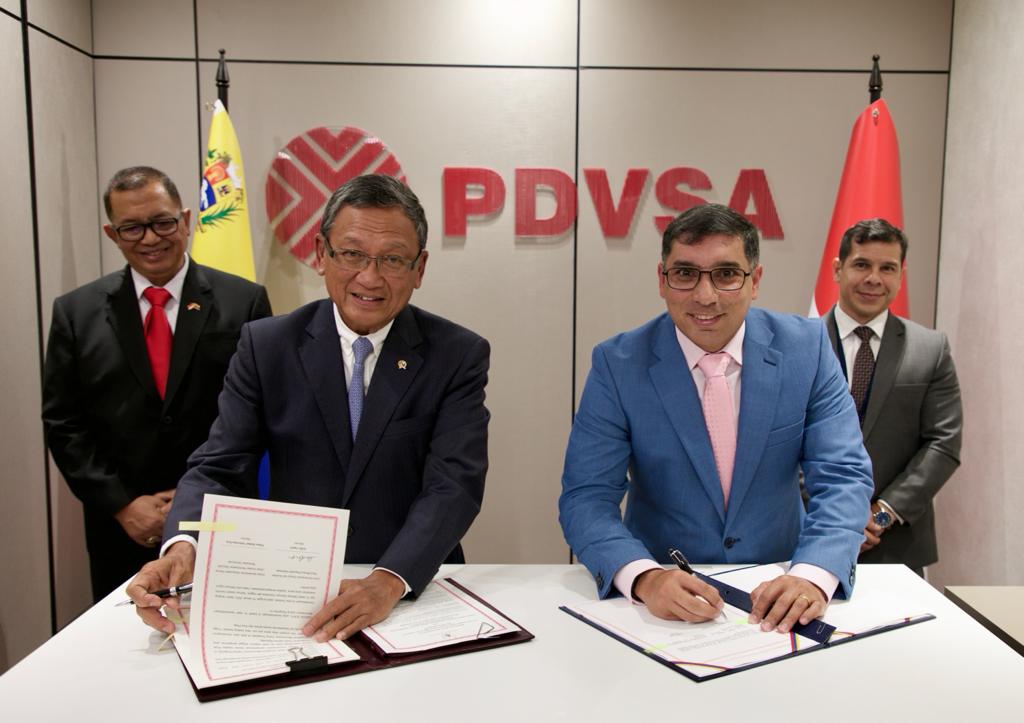Ministro Tellechea suscribió memorándum de entendimiento para la cooperación en petróleo y gas con Indonesia