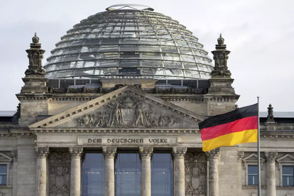 Alemania aprueba ley que facilita obtener la ciudadanía