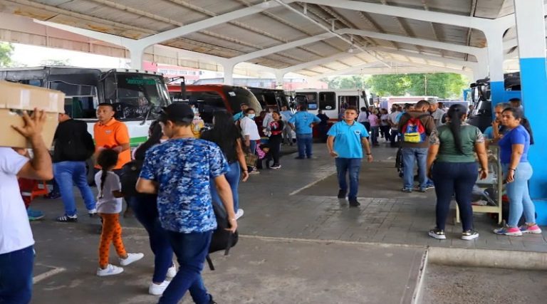 Se movilizan 132 mil 343 pasajeros por el terminal terrestre de Maturín