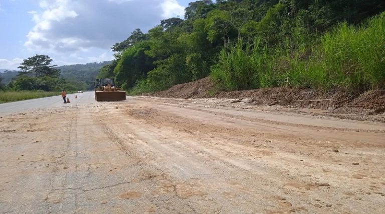 Remueven 120 metros cúbicos de sedimentos en la Local 008 de Mérida