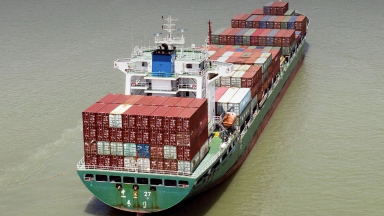 Las exportaciones chinas caen por primera vez desde 2026: se enfría la demanda