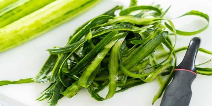 Beneficios de la cáscara de pepino que no conocías